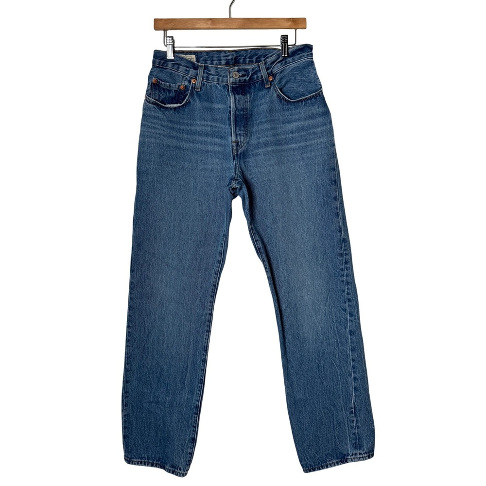 Levis 501 90s Straight Leg Jeans Medium Wash Blue Denim Womens Size 28